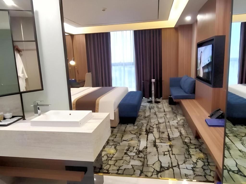 Khách sạn Toàn Thắng Stone Vinh Exterior foto